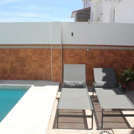 Con Piscina En Ciudad Jardín Apartamento